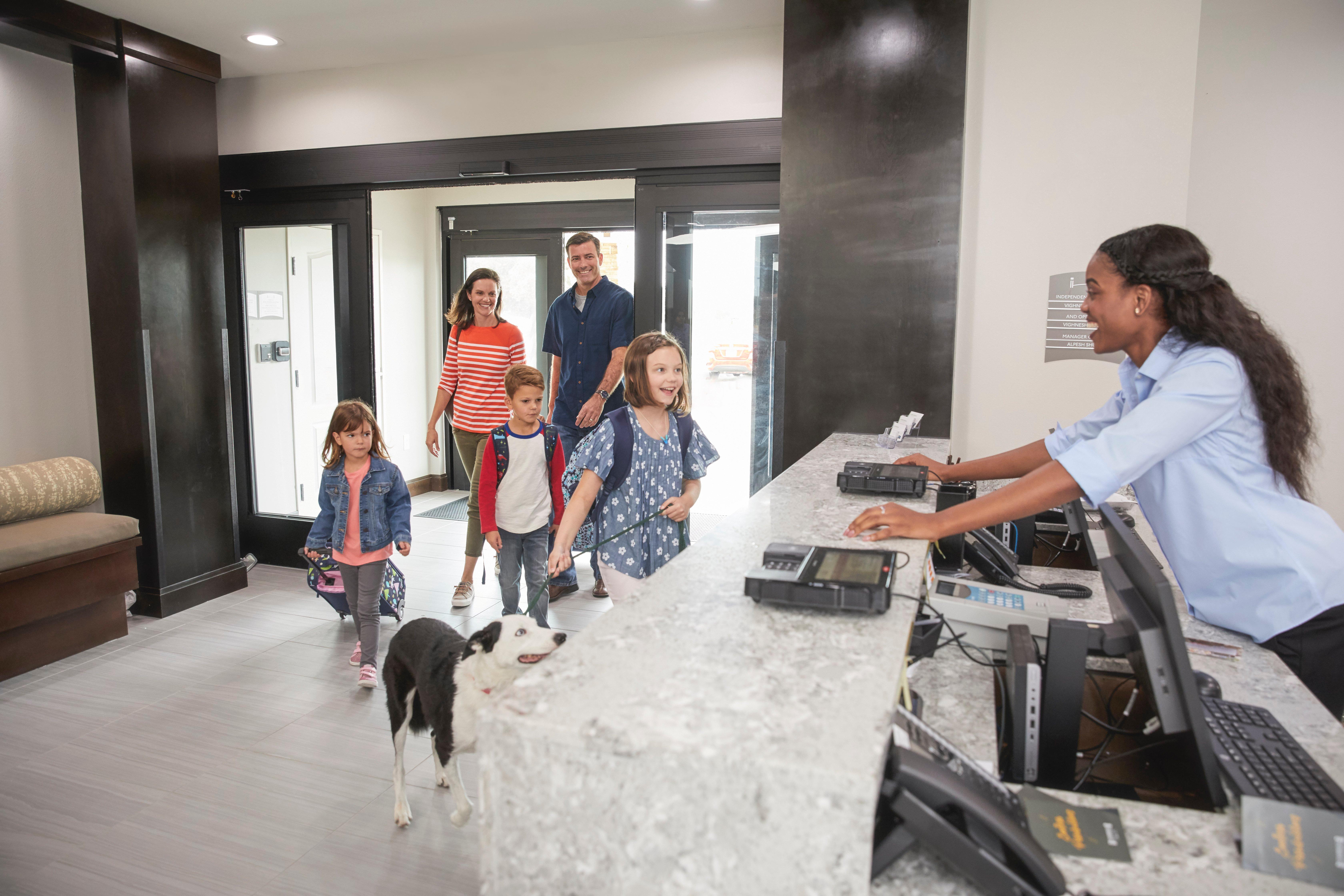 Staybridge Suites - Miami International Airport By Ihg Miami Springs Екстер'єр фото