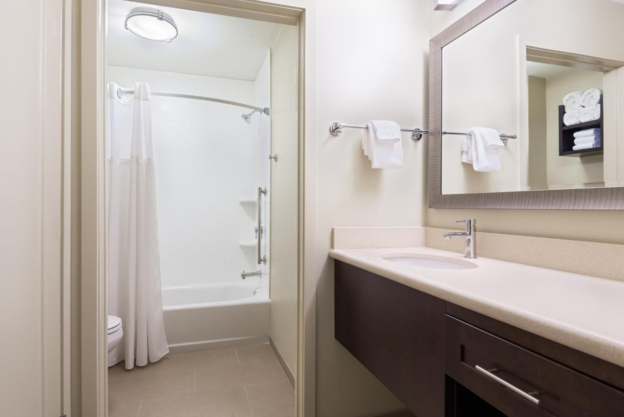 Staybridge Suites - Miami International Airport By Ihg Miami Springs Екстер'єр фото